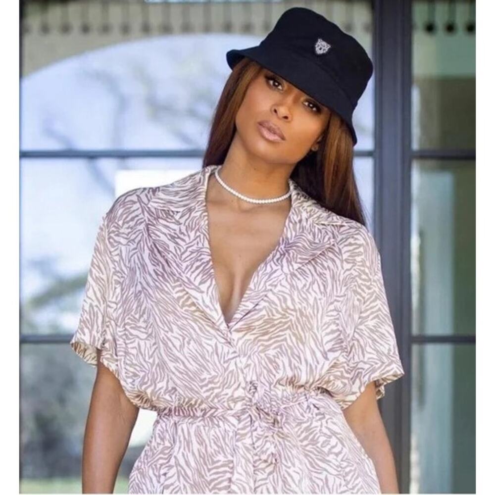 Lita by Ciara NWT Utility Belted Romper in Animal Print Size Large MSRP $348
